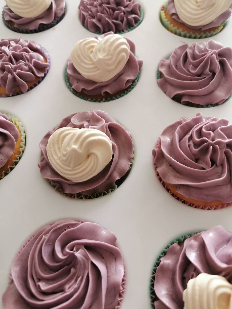 Naturel cupcakes met naturel botercrème